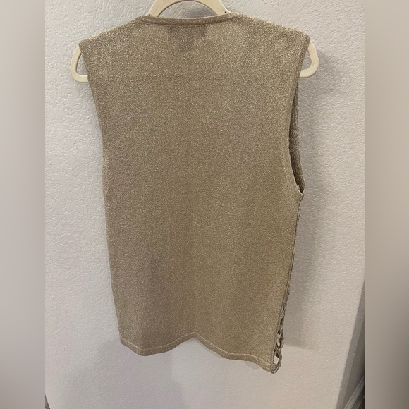 Ladies Metallic Gold sleeveless cardigan - Picture 2 of 3